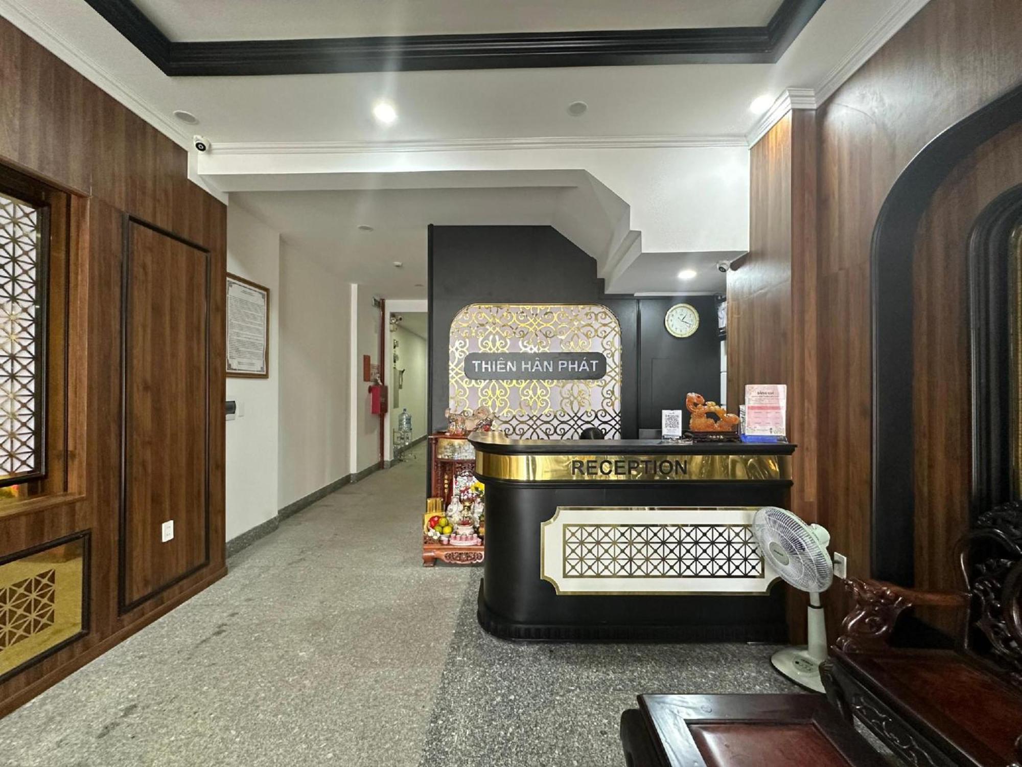 Thien Han Phat Hotel Da Nang Bagian luar foto